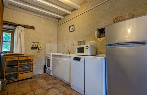 Ruffec Cottage | Charmante maison restaurée avec jardin, étang privé et terrasse au cœur du Berry
