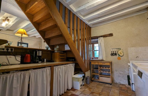 Ruffec Cottage | Charmante maison restaurée avec jardin, étang privé et terrasse au cœur du Berry