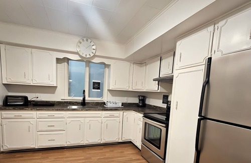Marshallton Maison | Charming Retreat in CoaltownShip