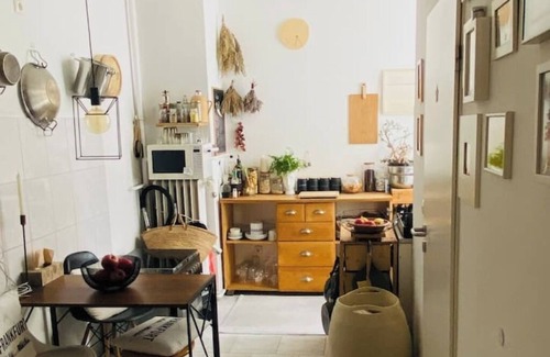 Bahnhofsviertel Appartement | Charming room/directly HBF+fair/central/LGBTQ+ frindly