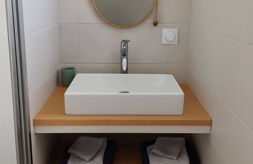 Montelimar Lit Et Petit-Déjeuner | Charming room in montelimar
