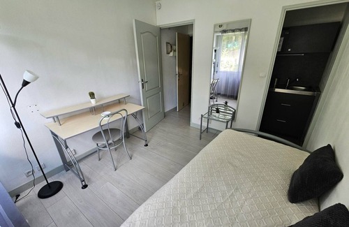 Besancon Appartement | charmante chambre avec kitchenette