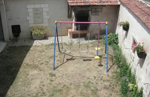 Gehee Cottage | Maison Authentique en Berry avec Jeux, Jardin, à 30 min du Zoo de Beauval