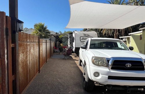 Armory Park Location De VR | Charming RV space with full hookups in delightful Downtown Tucson with WiFi