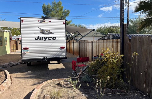 Armory Park Location De VR | Charming RV space with full hookups in delightful Downtown Tucson with WiFi
