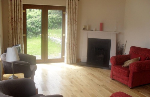 Ardgroom Maison | Charming sea view self catering property in the Beara Peninsula