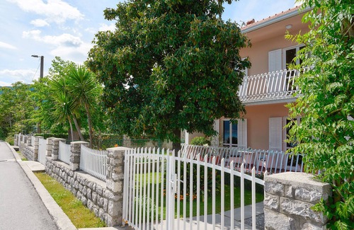 Bijela Villa | Charmante villa en bord de mer Magnolia, 4 * à Bijela, baie de Kotor / 6 personnes