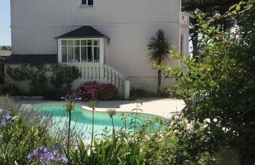 Portbail Maison | Villa balnéaire de charme-piscine 200m d'une magnifique plage de sable fin