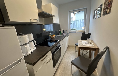 Mitte Appartement | "Charming SEESTERN Apartment: Your Perfect Getaway in Rostock!"