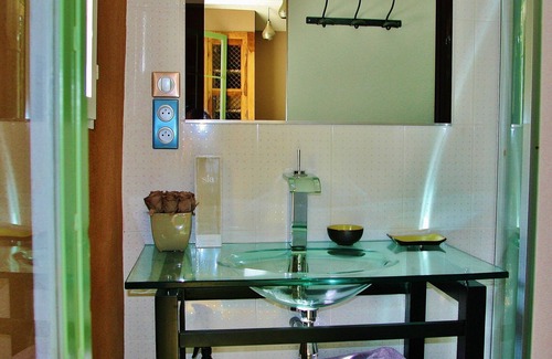 Labeaume Cottage | Gîte de charme à Labeaume, piscine privée & plage privée en bord de rivière