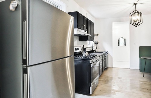 St. Louis Maison | Charming South City 2 Bedroom House by StayLage