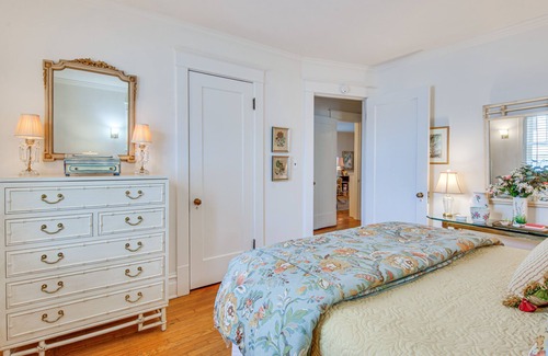 Olean Maison | Charming & Spacious Olean Home w/ 2 Fireplaces