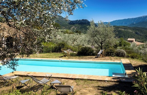 Buis-les-Baronnies Maison | Charming Stone House set in its own olive grove, with large pool & amazing views