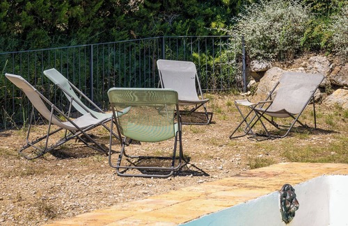Buis-les-Baronnies Maison | Charming Stone House set in its own olive grove, with large pool & amazing views