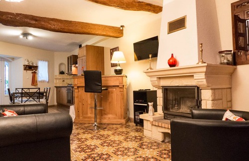 Cazouls-d'Herault Maison | Maison de charme classée 3* avec petite piscine privée chauffée proche Pézenas