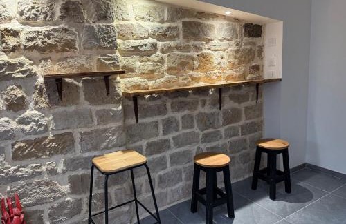 Golbey Appartement | Charming stone apartment