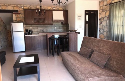 Psakoudia Maison | Charming Stone House in Psakoudia, Halkidiki – A Peaceful Getaway.