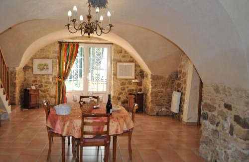 Lussan Maison | Charming Stone House with Terrace