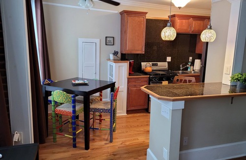 Midtown Appartement | Charming studio #10 dynamite area Piedmont Park