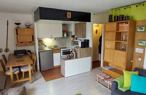 Avoriaz Appartement | Charming studio 4 ppl, south balcony, ski-in, electric fireplace
