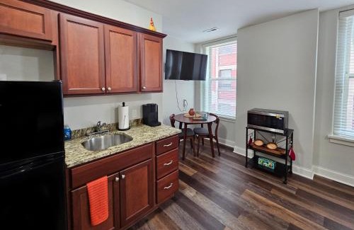Champaign Appartement | Charming Studio at The Inman - 212