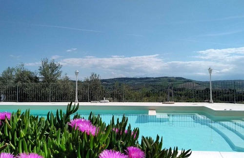 Sant'Omero Appartement | CHARMING STUDIO/FLAT WITH POOL