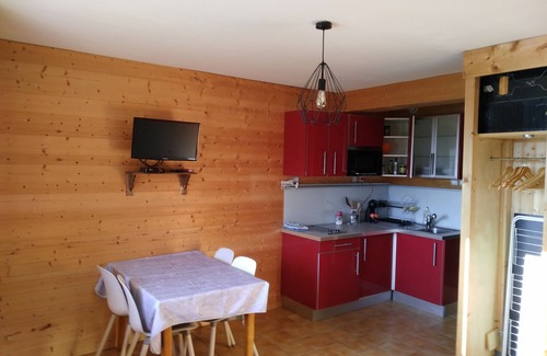 Jougne Appartement | Charmant studio dans maison individuelle avec entrée indépendante