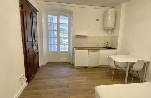 Corte Appartement | Charmant Studio plein centre ville de Corte