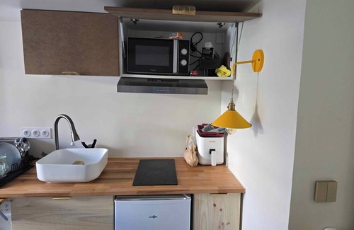 Route d'Arles Appartement | Charming studio near Nîmes center train station