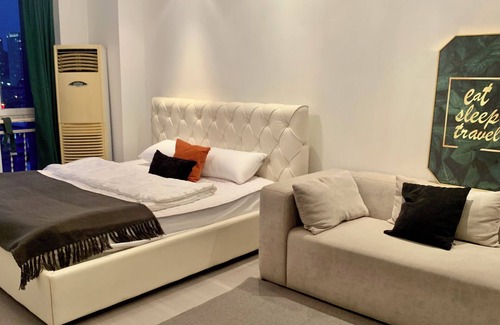 Shuangjing Appartement | Charming studio with Beijing CBD view and WiFi, AC