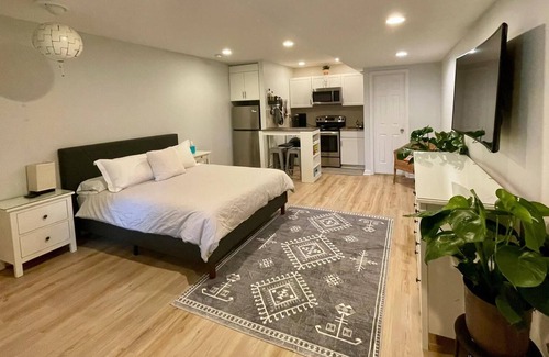 South Oakland Appartement | Charming studio with WiFi and AC in vibrant Pittsburgh