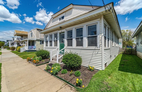 Riviera Cottage | Charming Summer Cottage in Ocean City!