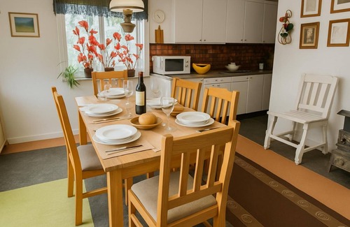 Motala Maison | Charming Swedish Summer Cottage, Motala, Sweden