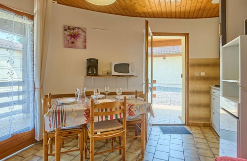 Barbotan-les-Thermes Appartement | Charming T2 in Barbotan with terrace and free parking