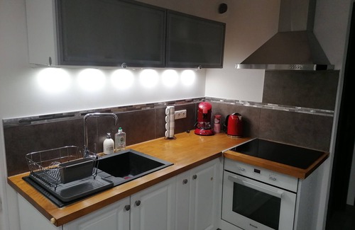 Laveyron Appartement | Charmant appartement T2 dans villa avec spa