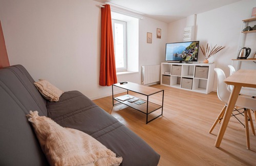 Saint-Astier Appartement | Charming T2 in the center of Saint-Astier