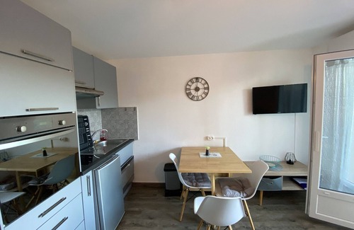 La Roche-Posay Appartement | Charmant T2 avec terrasse proche des Thermes du Connétable, Wi-Fi, lave-vaisselle