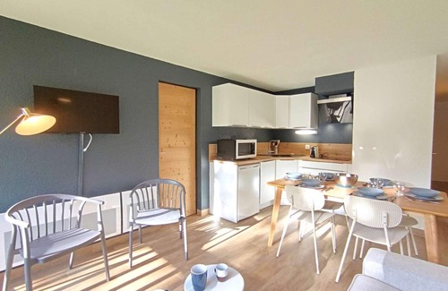 Saint-Lary-Soulan Appartement | Charming T3 Apt, Sleeps 6, Parking, South-Facing Balcony, Saint-Lary-Soulan
