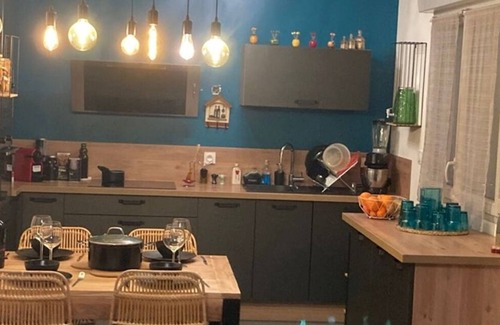 Bourg Pelousiere Appartement | Charming T3 in a quiet area + Garden & Terrace + Parking