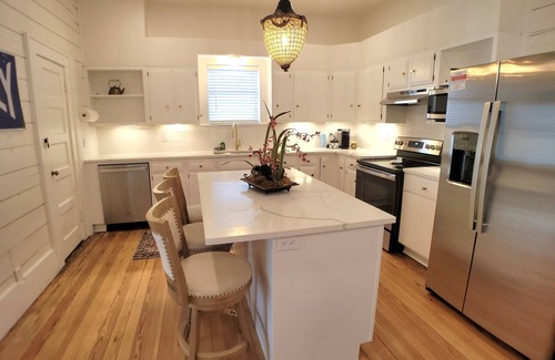 Liberty Hill Maison | Charming Three Bedroom Home In Liberty Hill