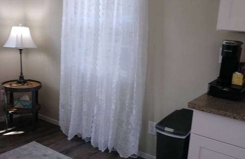 Cherry Creek Cottage | Charming Tiny Cottage in Serene Garden Setting – Perfect Country Getaway!
