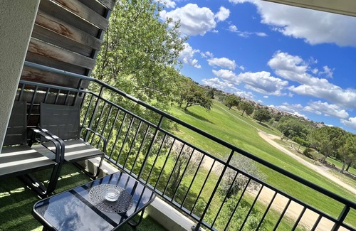 Mosson Appartement | Charmante résidence de tourisme vue sur le golf