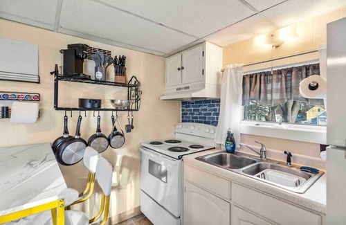 Dover Appartement | Charming & Tranquil ~ Near Downtown & River ~ Pkg!