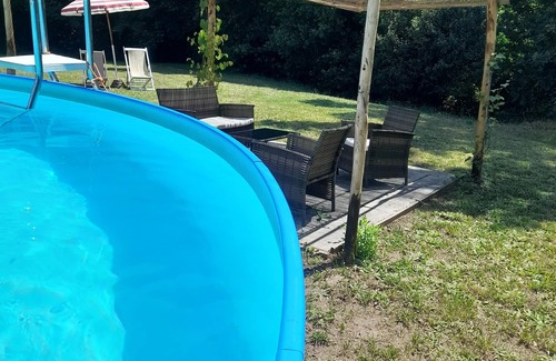 Vicopelago Maison | Casa Pettirosso - Maison individuelle avec piscine A/C.