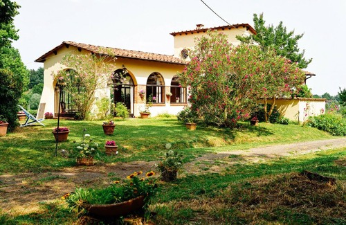 Vicopelago Maison | Casa Pettirosso - Maison individuelle avec piscine A/C.