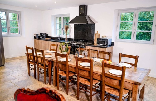 Roquemaure Maison | Charming Tuscany Occitan Deumeure