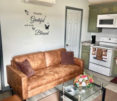 Autaugaville Appartement | Charming two bedroom duplex apartment