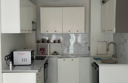 Neuilly-sur-Marne Appartement | Charming two-room apartment with large terrace. Secure, quiet residence.