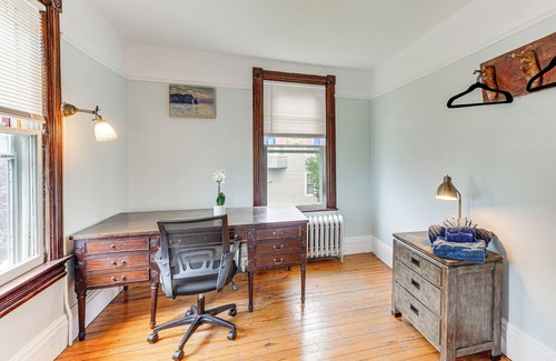 Newburgh Maison | Charming Victorian Retreat w/ Hudson River Views