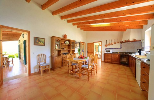 Les Palmeres Villa | Charmante villa avec piscine à distance de marche de la plage!